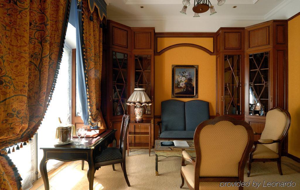 Hotel De Vendome Paris Room photo